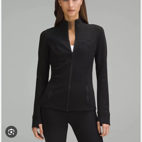 【Romi】lululemon define jacket 6 長袖 Lululemon Define Jacket size 6 Black Currant NWT Purple Luon